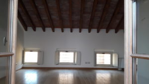 ATTICO/MANSARDA IN ELEGANTE CONTESTO NEL CENTRO STORICO